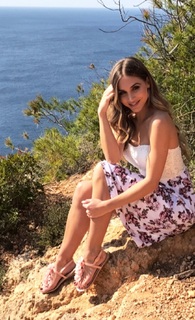 Ann-Kathrin Brömmel feet photo thumbnail