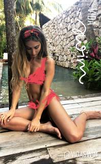 Ann-Kathrin Brömmel feet photo thumbnail