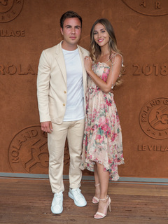 Ann-Kathrin Brömmel feet photo thumbnail