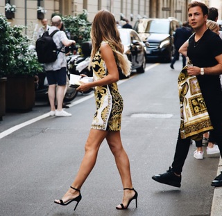 Ann-Kathrin Brömmel feet photo thumbnail