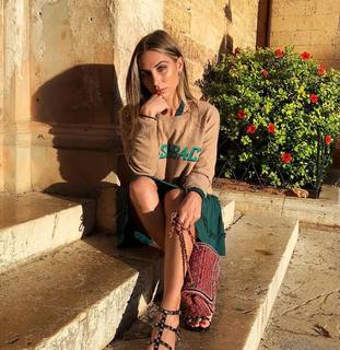 Ann-Kathrin Brömmel feet photo thumbnail