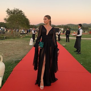 Ann-Kathrin Brömmel feet photo thumbnail