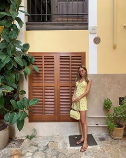 Ann-Kathrin Brömmel feet photo thumbnail