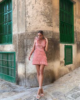 Ann-Kathrin Brömmel feet photo thumbnail