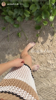 Ann-Kathrin Brömmel feet photo thumbnail