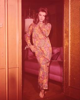 Ann-Margret feet photo thumbnail