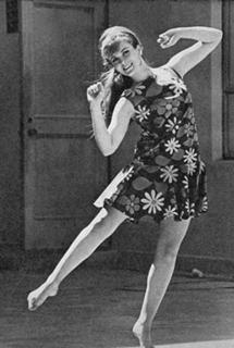 Ann-Margret feet photo thumbnail