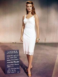 Ann-Margret feet photo thumbnail