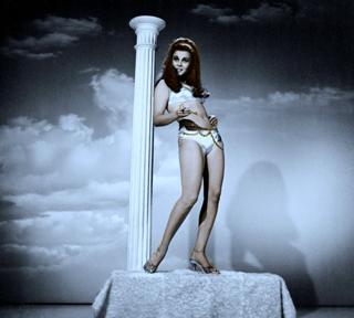 Ann-Margret feet photo thumbnail
