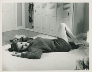 Ann-Margret feet photo thumbnail