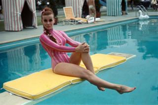 Ann-Margret feet photo thumbnail