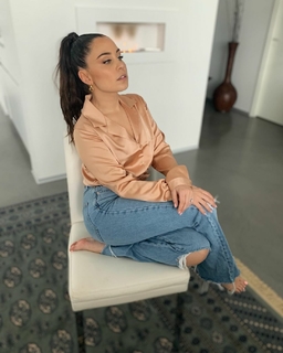 Anna Abreu feet photo 13