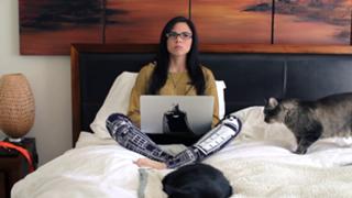 Anna Akana feet photo thumbnail