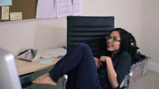 Anna Akana feet photo thumbnail