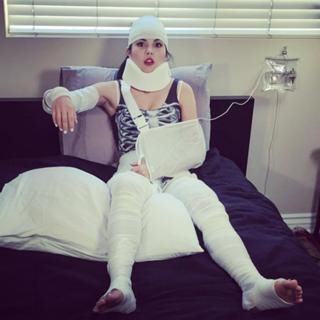 Anna Akana feet photo thumbnail