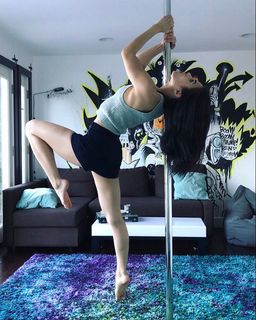 Anna Akana feet photo thumbnail