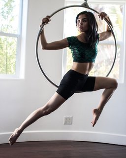 Anna Akana feet photo thumbnail