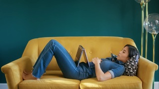 Anna Akana feet photo thumbnail