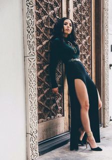 Anna Akana feet photo thumbnail