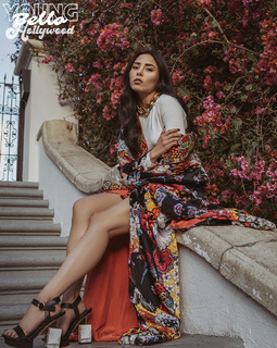 Anna Akana feet photo thumbnail