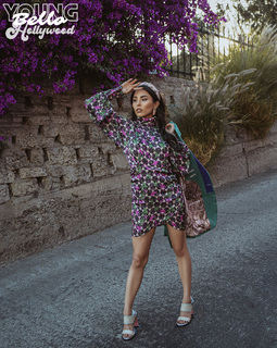 Anna Akana feet photo thumbnail
