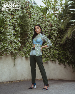 Anna Akana feet photo thumbnail