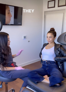 Anna Akana feet photo thumbnail