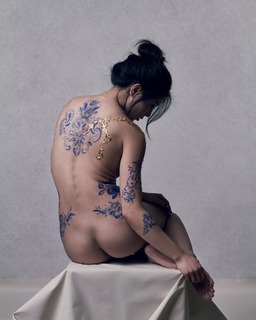 Anna Akana feet photo thumbnail