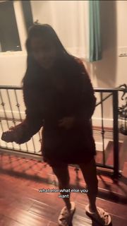 Anna Akana feet photo thumbnail