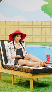 Anna Akana feet photo thumbnail