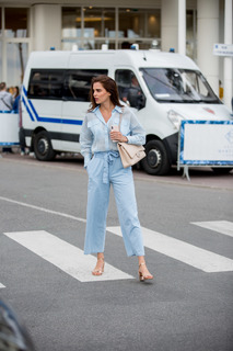 Anna Andres feet photo 6