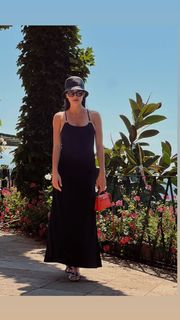 Anna Andres feet photo 3