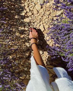 Anna Andres feet photo 9