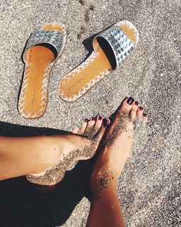 Anna Andres feet photo 7