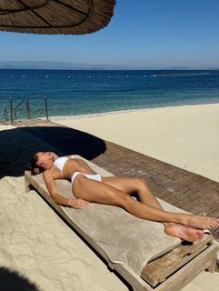 Anna Andres feet photo 10