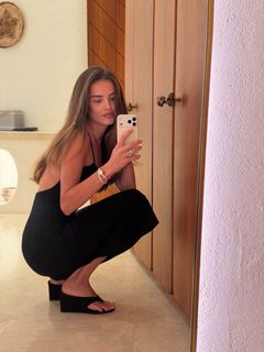Anna Andres feet photo 18