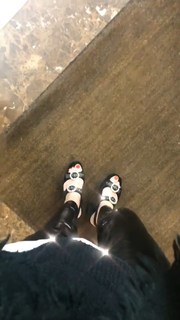 Anna Brewster feet photo 12