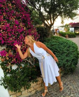 Anna Brolin feet photo 10