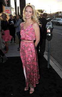Anna Camp feet photo thumbnail