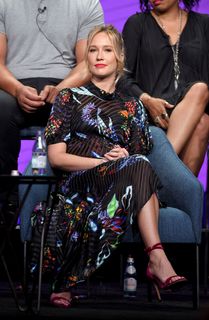 Anna Camp feet photo thumbnail