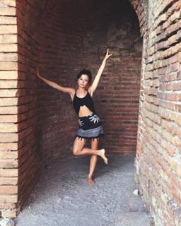 Anna Castillo feet photo 9