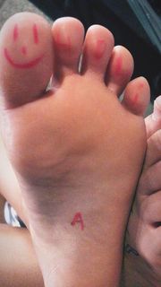 Anna Castillo feet photo 7