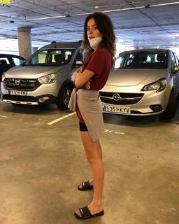 Anna Castillo feet photo 2