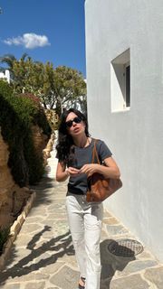 Anna Castillo feet photo 7