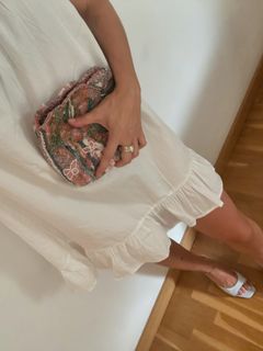 Anna Castillo feet photo 1