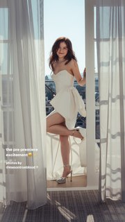 Anna Cathcart feet photo 1