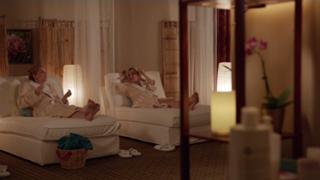 Anna Chlumsky feet photo thumbnail