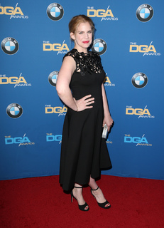Anna Chlumsky feet photo thumbnail