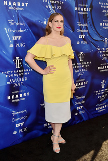 Anna Chlumsky feet photo thumbnail