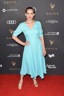 Anna Chlumsky feet photo thumbnail